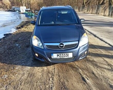 Синий Опель Зафира, объемом двигателя 1.7 л и пробегом 303 тыс. км за 5600 $, фото 1 на Automoto.ua