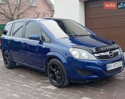 Синий Опель Зафира, объемом двигателя 1.8 л и пробегом 214 тыс. км за 4980 $, фото 1 на Automoto.ua