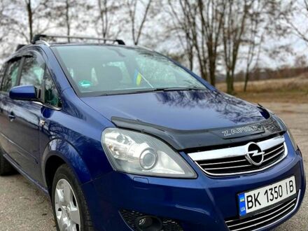 Опель Зафира 2009 в Лубнах на Automoto.ua Синий Опель Зафира, объемом двигателя 1.7 л и пробегом 235 тыс. км за 7000 $, фото 1 на Automoto.ua
