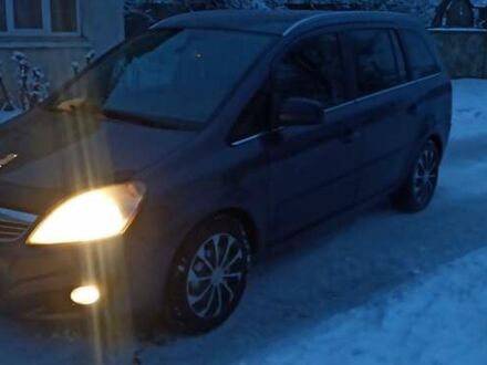 Синий Опель Зафира, объемом двигателя 1.69 л и пробегом 322 тыс. км за 5600 $, фото 1 на Automoto.ua