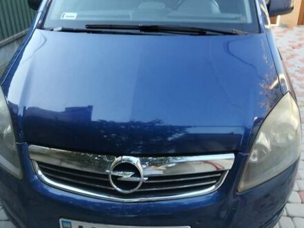 Синий Опель Зафира, объемом двигателя 1.7 л и пробегом 256 тыс. км за 6300 $, фото 1 на Automoto.ua