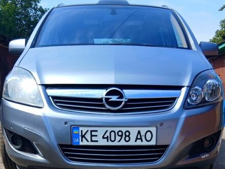 Синий Опель Зафира, объемом двигателя 1.7 л и пробегом 232 тыс. км за 6300 $, фото 1 на Automoto.ua