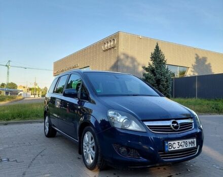 Синий Опель Зафира, объемом двигателя 1.69 л и пробегом 247 тыс. км за 7000 $, фото 1 на Automoto.ua