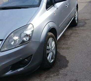 Синий Опель Зафира, объемом двигателя 1.69 л и пробегом 232 тыс. км за 6300 $, фото 1 на Automoto.ua