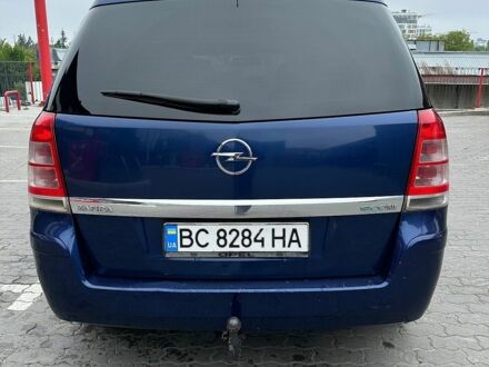 Синий Опель Зафира, объемом двигателя 1.69 л и пробегом 335 тыс. км за 5800 $, фото 1 на Automoto.ua