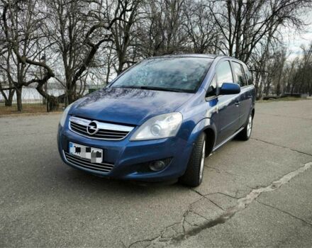 Синий Опель Зафира, объемом двигателя 1.7 л и пробегом 270 тыс. км за 3770 $, фото 1 на Automoto.ua