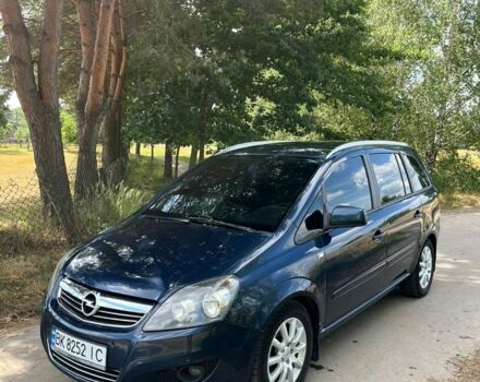 Синий Опель Зафира, объемом двигателя 1.69 л и пробегом 252 тыс. км за 7200 $, фото 1 на Automoto.ua