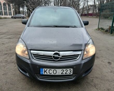 Синій Опель Зафіра, об'ємом двигуна 2 л та пробігом 341 тис. км за 3300 $, фото 1 на Automoto.ua