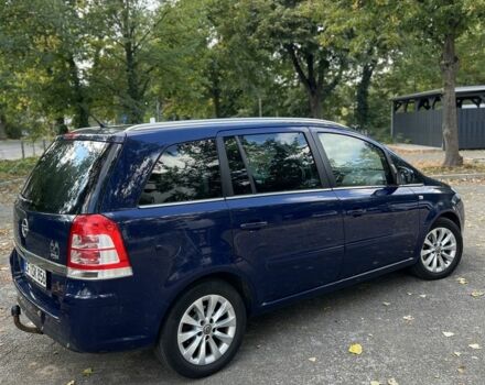 Синий Опель Зафира, объемом двигателя 1.8 л и пробегом 240 тыс. км за 4800 $, фото 1 на Automoto.ua