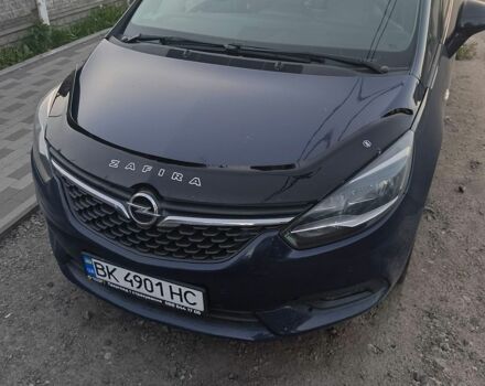 Синий Опель Зафира, объемом двигателя 1.36 л и пробегом 270 тыс. км за 9000 $, фото 1 на Automoto.ua