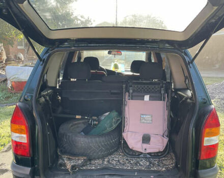 Зеленый Опель Зафира, объемом двигателя 1.8 л и пробегом 312 тыс. км за 3000 $, фото 5 на Automoto.ua