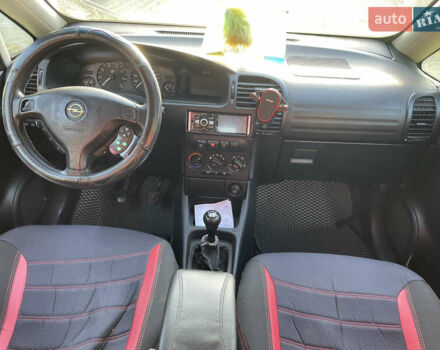 Зеленый Опель Зафира, объемом двигателя 1.8 л и пробегом 312 тыс. км за 3000 $, фото 13 на Automoto.ua