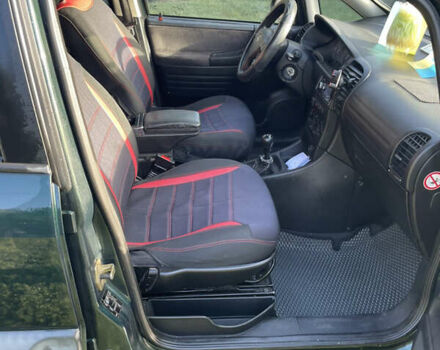 Зеленый Опель Зафира, объемом двигателя 1.8 л и пробегом 312 тыс. км за 3000 $, фото 15 на Automoto.ua