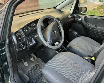 Зеленый Опель Зафира, объемом двигателя 1.8 л и пробегом 270 тыс. км за 3200 $, фото 7 на Automoto.ua