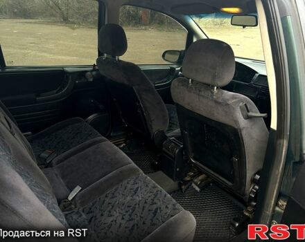 Зелений Опель Зафіра, об'ємом двигуна 20 л та пробігом 183 тис. км за 3200 $, фото 11 на Automoto.ua