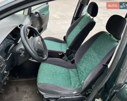 Зеленый Опель Зафира, объемом двигателя 2 л и пробегом 397 тыс. км за 3300 $, фото 2 на Automoto.ua