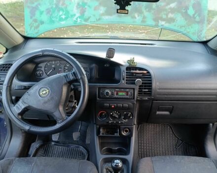 Зеленый Опель Зафира, объемом двигателя 2 л и пробегом 315 тыс. км за 1321 $, фото 6 на Automoto.ua