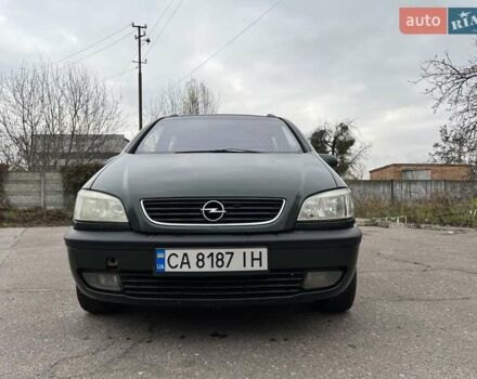 Зеленый Опель Зафира, объемом двигателя 2 л и пробегом 397 тыс. км за 3300 $, фото 40 на Automoto.ua