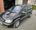Зеленый Опель Зафира, объемом двигателя 2 л и пробегом 270 тыс. км за 4000 $, фото 2 на Automoto.ua