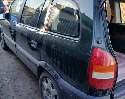 Зеленый Опель Зафира, объемом двигателя 1.6 л и пробегом 280 тыс. км за 3000 $, фото 1 на Automoto.ua