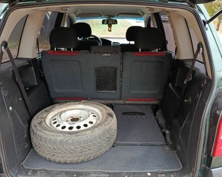 Зелений Опель Зафіра, об'ємом двигуна 2 л та пробігом 2 тис. км за 2850 $, фото 4 на Automoto.ua