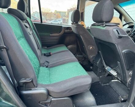 Зеленый Опель Зафира, объемом двигателя 2 л и пробегом 345 тыс. км за 3500 $, фото 15 на Automoto.ua