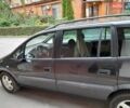 Зеленый Опель Зафира, объемом двигателя 2 л и пробегом 270 тыс. км за 4000 $, фото 1 на Automoto.ua