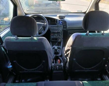 Зеленый Опель Зафира, объемом двигателя 1.6 л и пробегом 280 тыс. км за 3000 $, фото 4 на Automoto.ua