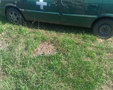 Зеленый Опель Зафира, объемом двигателя 2 л и пробегом 385 тыс. км за 592 $, фото 5 на Automoto.ua