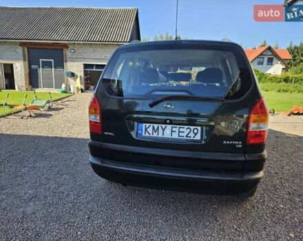 Зеленый Опель Зафира, объемом двигателя 1.8 л и пробегом 333 тыс. км за 2000 $, фото 2 на Automoto.ua