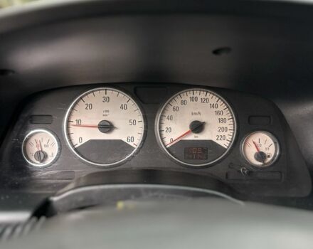 Зеленый Опель Зафира, объемом двигателя 2.2 л и пробегом 220 тыс. км за 2650 $, фото 8 на Automoto.ua