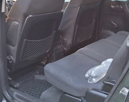 Зелений Опель Зафіра, об'ємом двигуна 1.6 л та пробігом 193 тис. км за 5200 $, фото 11 на Automoto.ua