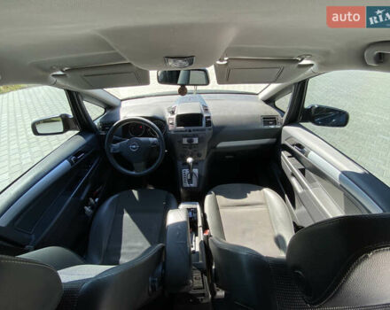 Зеленый Опель Зафира, объемом двигателя 1.91 л и пробегом 406 тыс. км за 5800 $, фото 12 на Automoto.ua