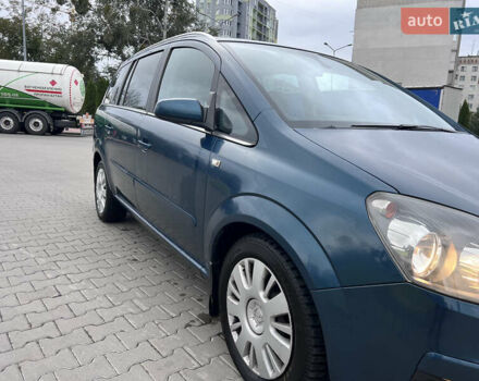 Зеленый Опель Зафира, объемом двигателя 1.6 л и пробегом 323 тыс. км за 5350 $, фото 10 на Automoto.ua