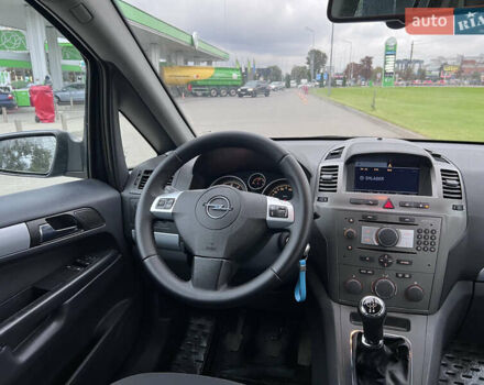 Зеленый Опель Зафира, объемом двигателя 1.6 л и пробегом 323 тыс. км за 5350 $, фото 33 на Automoto.ua