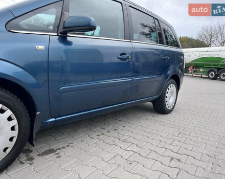 Зеленый Опель Зафира, объемом двигателя 1.6 л и пробегом 323 тыс. км за 5350 $, фото 22 на Automoto.ua