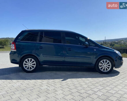 Зеленый Опель Зафира, объемом двигателя 1.91 л и пробегом 406 тыс. км за 5800 $, фото 3 на Automoto.ua