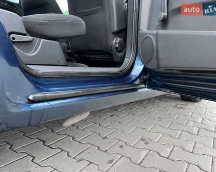 Зеленый Опель Зафира, объемом двигателя 1.6 л и пробегом 323 тыс. км за 5350 $, фото 31 на Automoto.ua