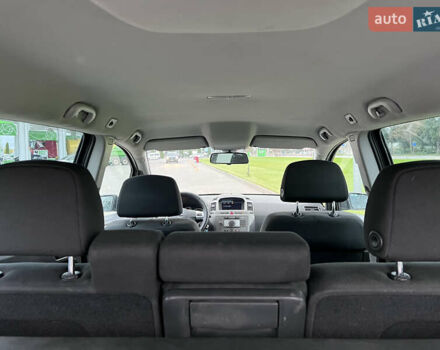 Зеленый Опель Зафира, объемом двигателя 1.6 л и пробегом 323 тыс. км за 5350 $, фото 39 на Automoto.ua