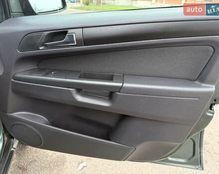 Зеленый Опель Зафира, объемом двигателя 1.6 л и пробегом 222 тыс. км за 6500 $, фото 27 на Automoto.ua