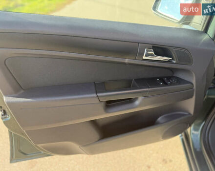 Зеленый Опель Зафира, объемом двигателя 1.6 л и пробегом 222 тыс. км за 7000 $, фото 24 на Automoto.ua