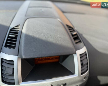 Зеленый Опель Зафира, объемом двигателя 1.6 л и пробегом 222 тыс. км за 7000 $, фото 30 на Automoto.ua