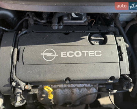 Зеленый Опель Зафира, объемом двигателя 1.6 л и пробегом 222 тыс. км за 7000 $, фото 61 на Automoto.ua