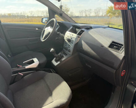 Зеленый Опель Зафира, объемом двигателя 1.6 л и пробегом 222 тыс. км за 7000 $, фото 37 на Automoto.ua