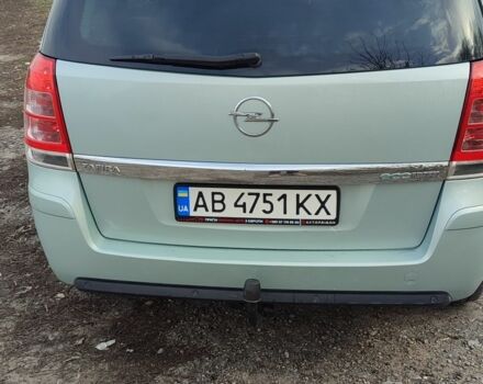 Зеленый Опель Зафира, объемом двигателя 1.6 л и пробегом 260 тыс. км за 6100 $, фото 1 на Automoto.ua