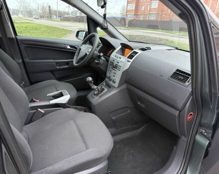 Зеленый Опель Зафира, объемом двигателя 1.6 л и пробегом 222 тыс. км за 6500 $, фото 12 на Automoto.ua