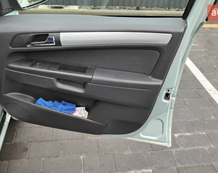 Зелений Опель Зафіра, об'ємом двигуна 1.6 л та пробігом 262 тис. км за 6500 $, фото 23 на Automoto.ua