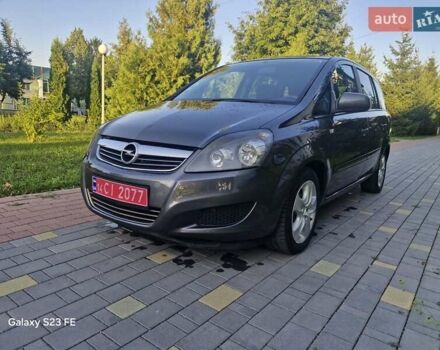 Зеленый Опель Зафира, объемом двигателя 1.7 л и пробегом 178 тыс. км за 7499 $, фото 50 на Automoto.ua