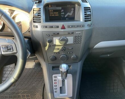 Опель Зафира 2007 в Черновцах на Automoto.ua Зеленый Опель Зафира, объемом двигателя 1.9 л и пробегом 406 тыс. км за 5800 $, фото 5 на Automoto.ua