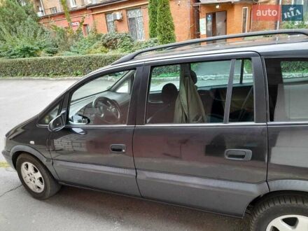 Зелений Опель Зафіра, об'ємом двигуна 2 л та пробігом 270 тис. км за 4000 $, фото 1 на Automoto.ua